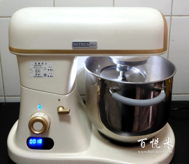 詳細(xì)步驟教你在家做面包,暄軟醇香久放不硬,比買的還好吃